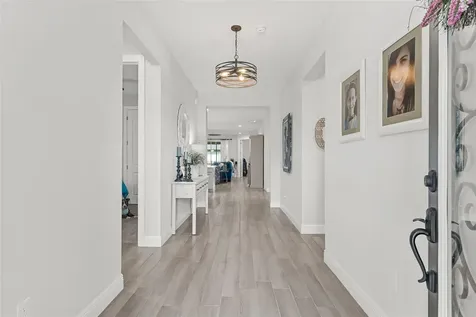 5540 Del Coronado Drive Apollo Beach FL 33572