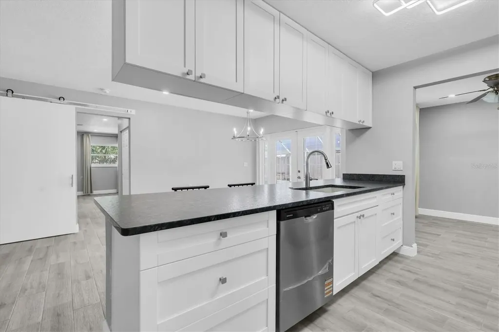 5619 Denver Street NE St Petersburg FL 33703