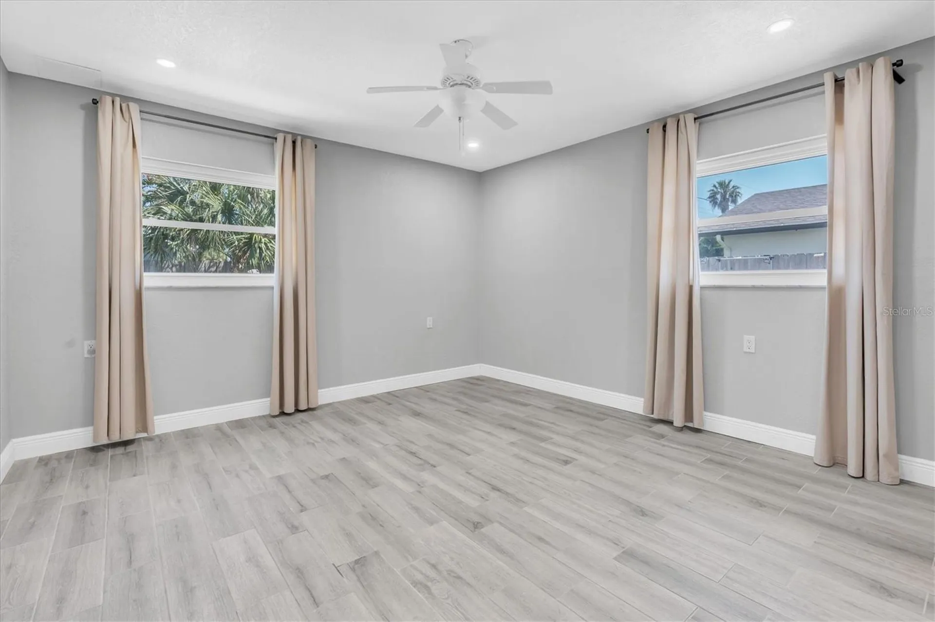 5619 Denver Street NE St Petersburg FL 33703