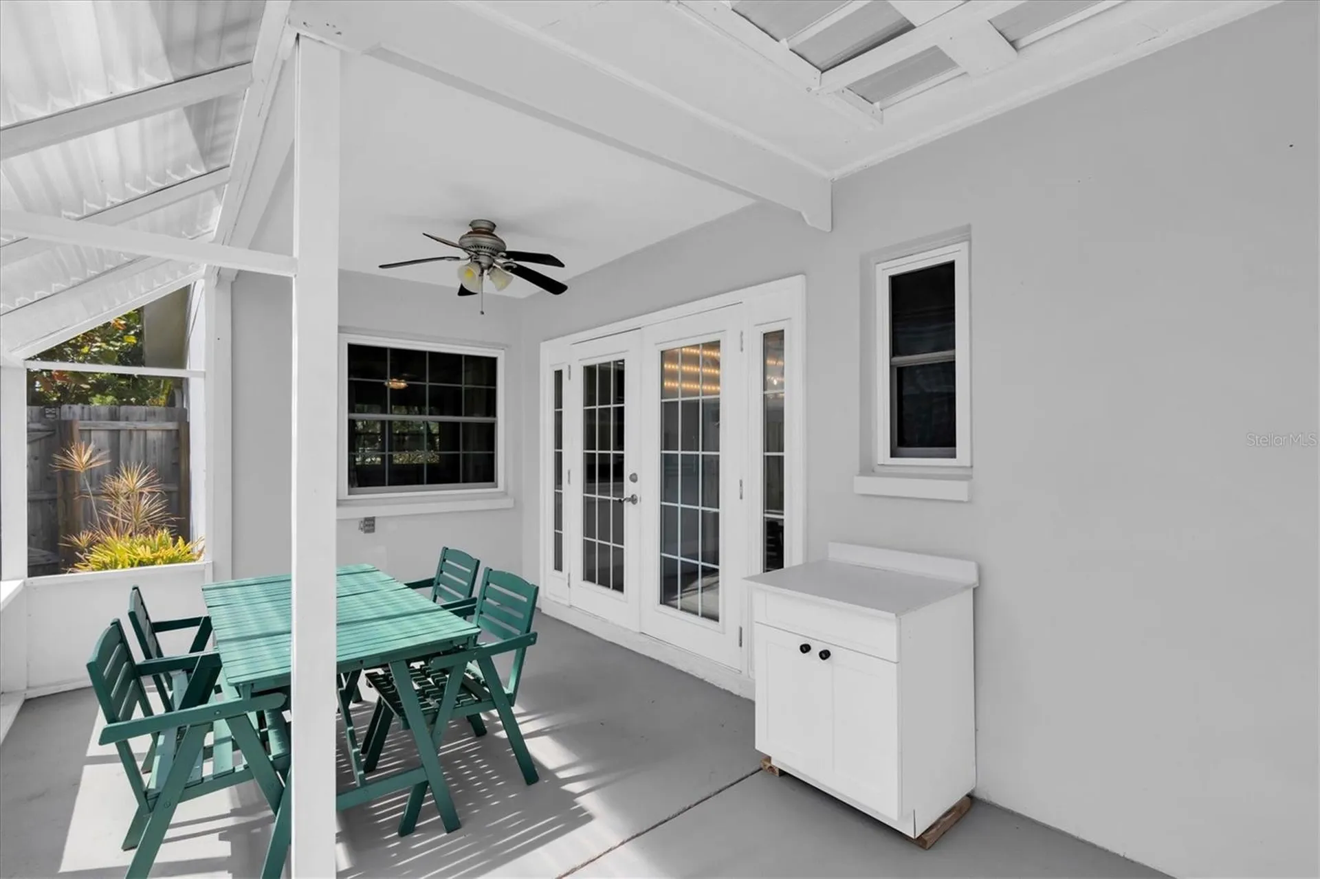 5619 Denver Street NE St Petersburg FL 33703