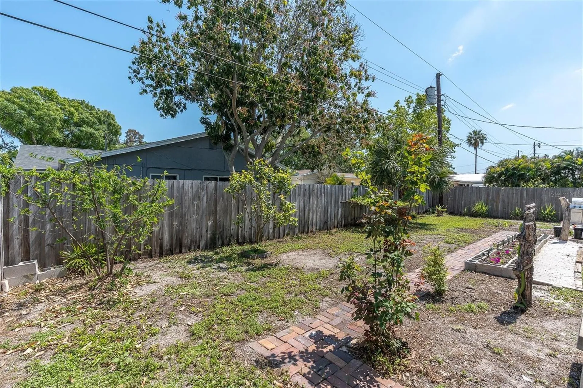 5619 Denver Street NE St Petersburg FL 33703