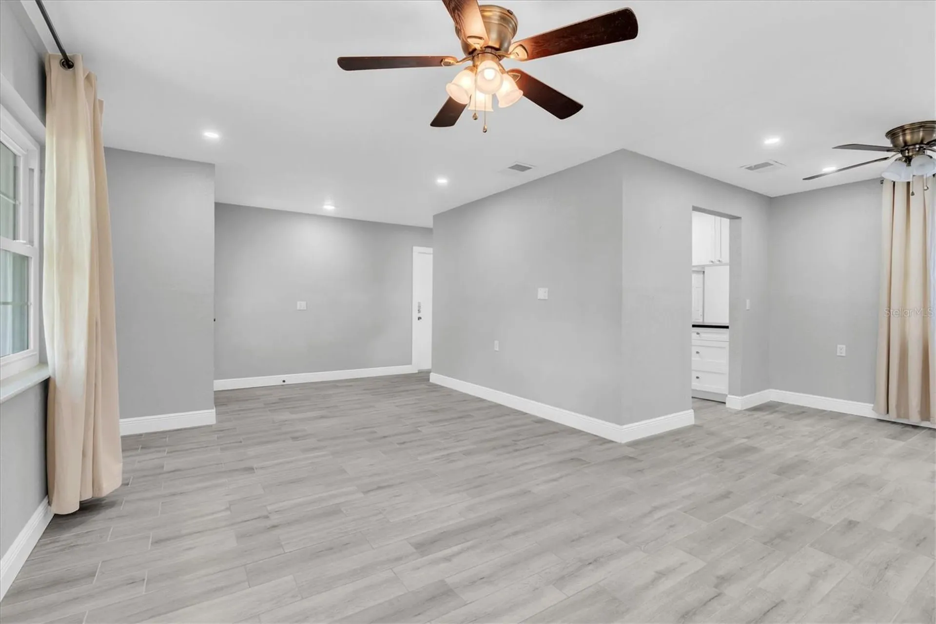 5619 Denver Street NE St Petersburg FL 33703