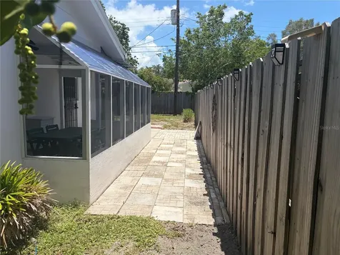 5619 Denver Street NE St Petersburg FL 33703