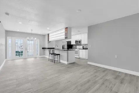 5619 Denver Street NE St Petersburg FL 33703