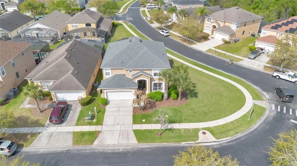 152 Castaway Beach Way Kissimmee FL 34746