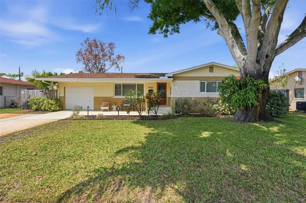 5665 34th Avenue N St Petersburg FL 33710