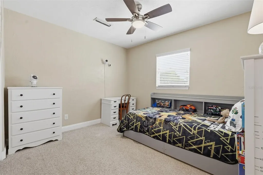 5665 34th Avenue N St Petersburg FL 33710
