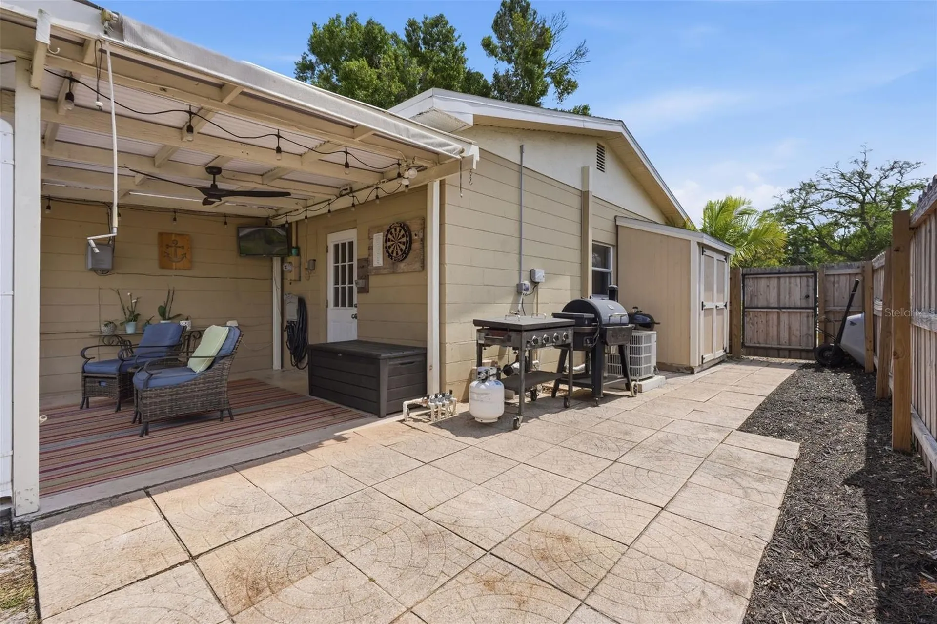 5665 34th Avenue N St Petersburg FL 33710