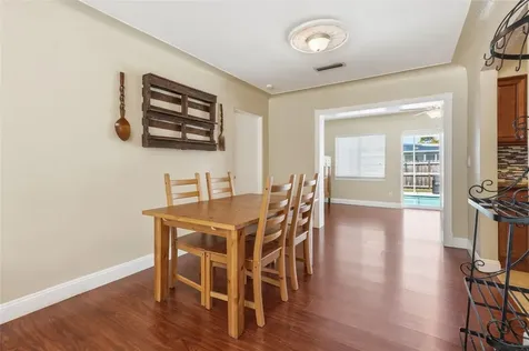 5665 34th Avenue N St Petersburg FL 33710