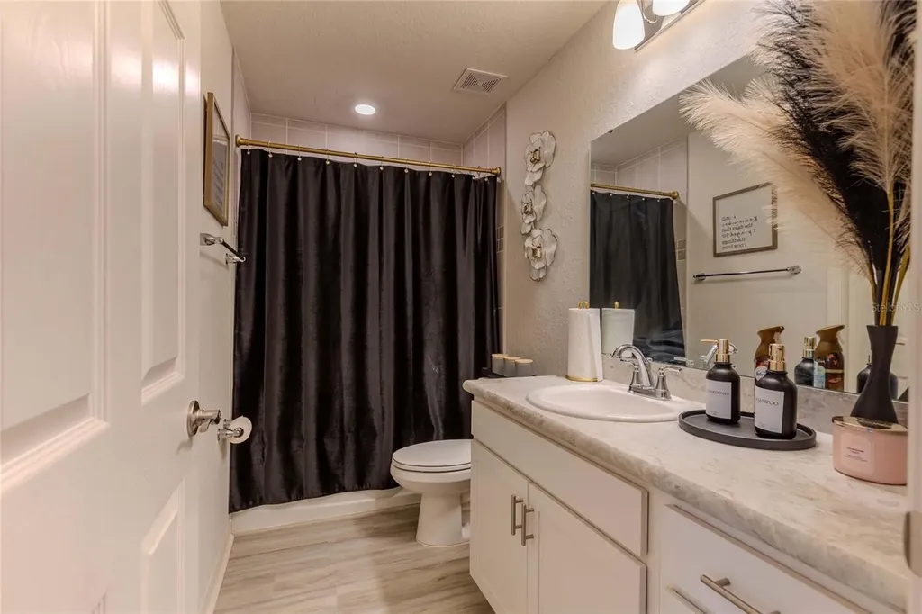 6896 Pebblebrooke Way Zephyrhills FL 33541