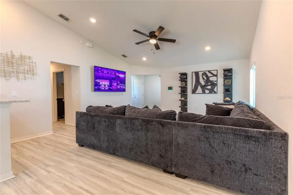 6896 Pebblebrooke Way Zephyrhills FL 33541