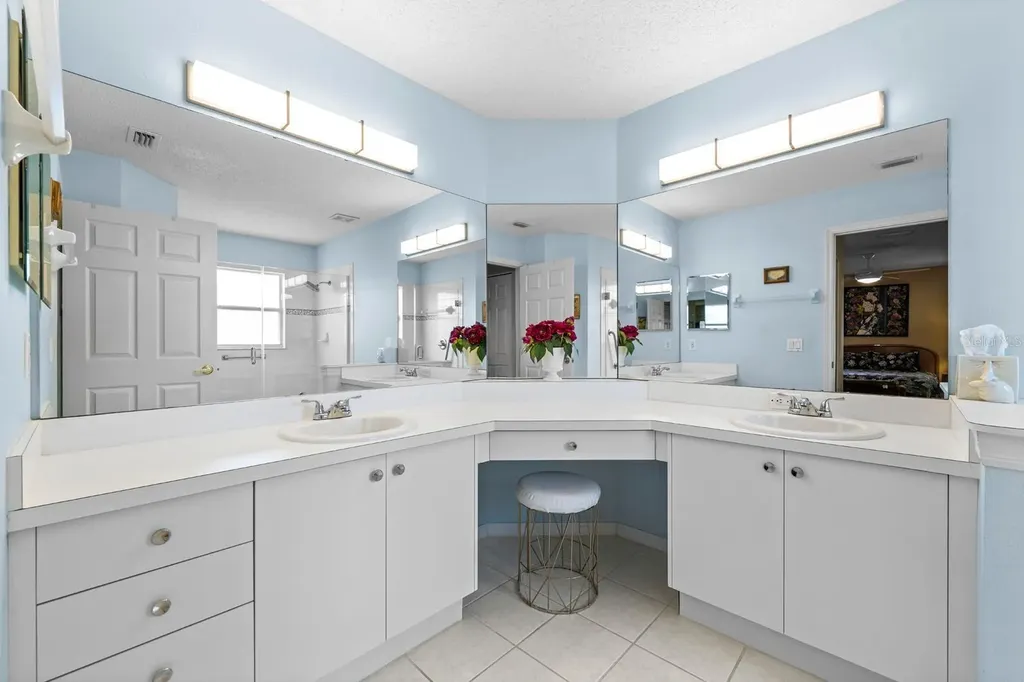 1249 Winding Willow Drive Trinity FL 34655