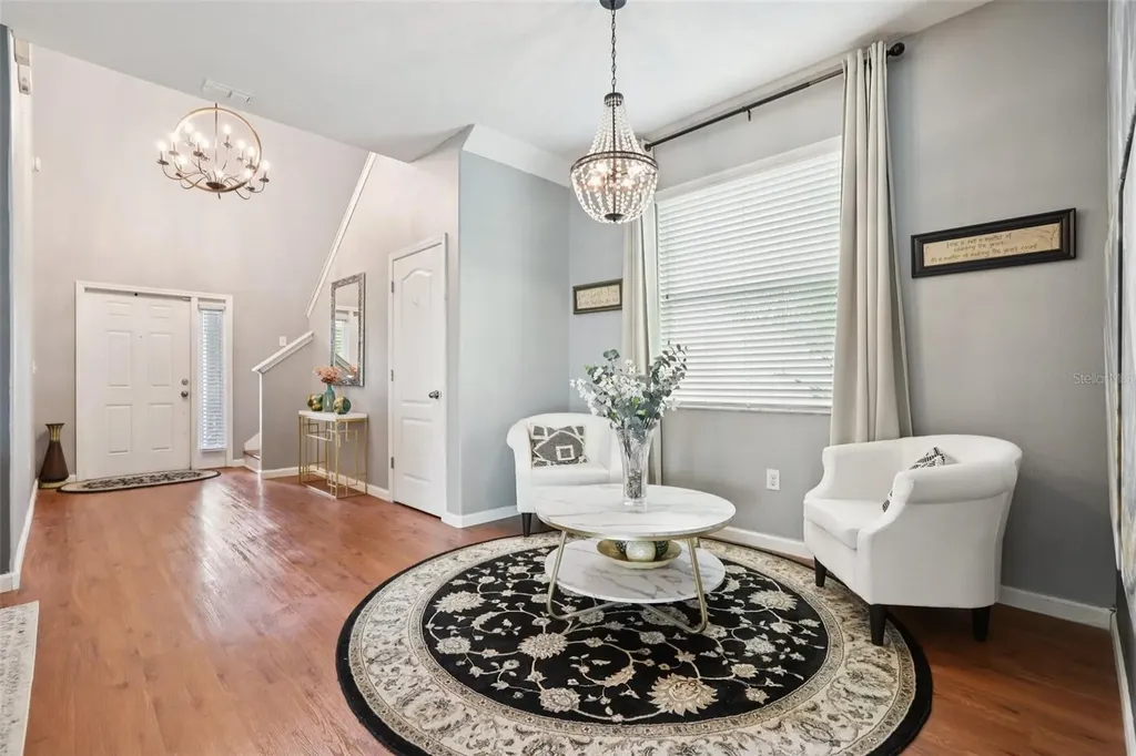 537 Vista Ridge Drive Ruskin FL 33570