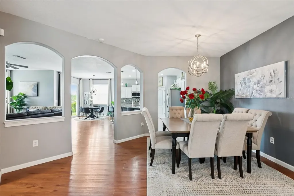 537 Vista Ridge Drive Ruskin FL 33570