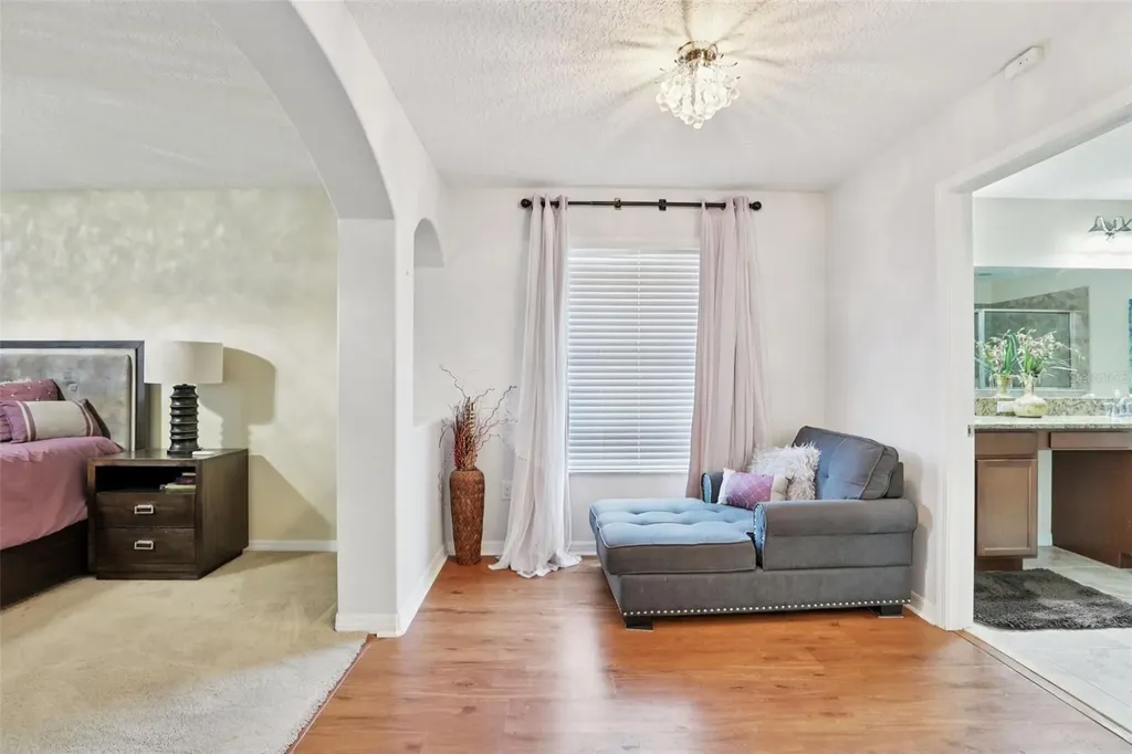 537 Vista Ridge Drive Ruskin FL 33570