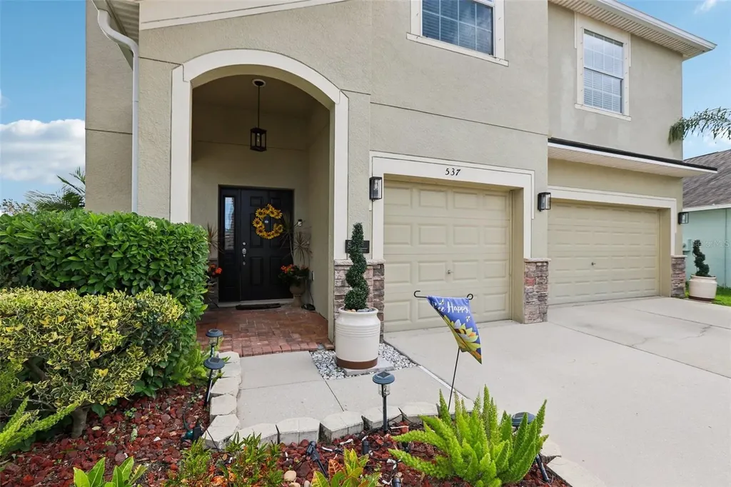537 Vista Ridge Drive Ruskin FL 33570