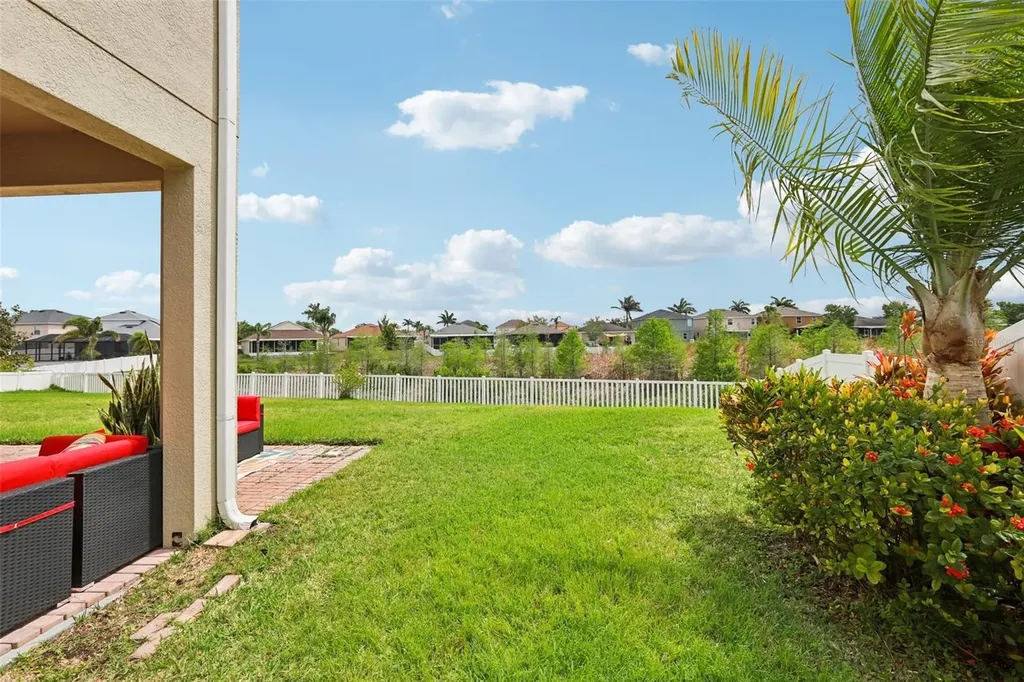 537 Vista Ridge Drive Ruskin FL 33570