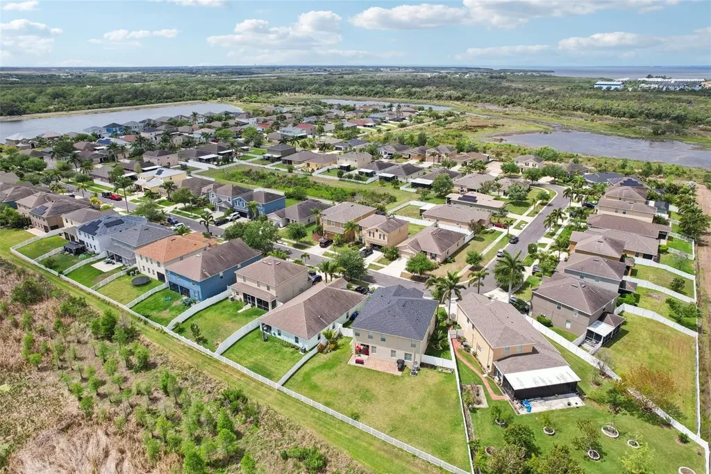 537 Vista Ridge Drive Ruskin FL 33570