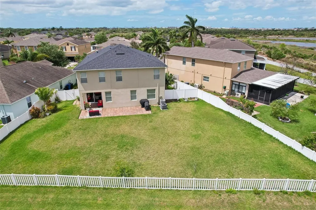 537 Vista Ridge Drive Ruskin FL 33570