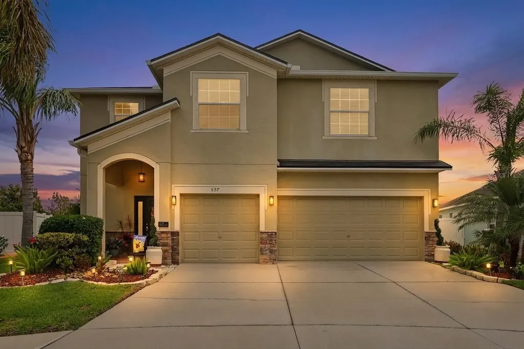537 Vista Ridge Drive Ruskin FL 33570
