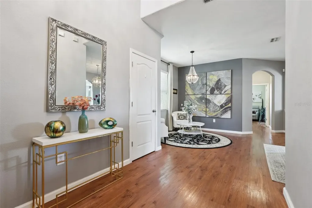 537 Vista Ridge Drive Ruskin FL 33570