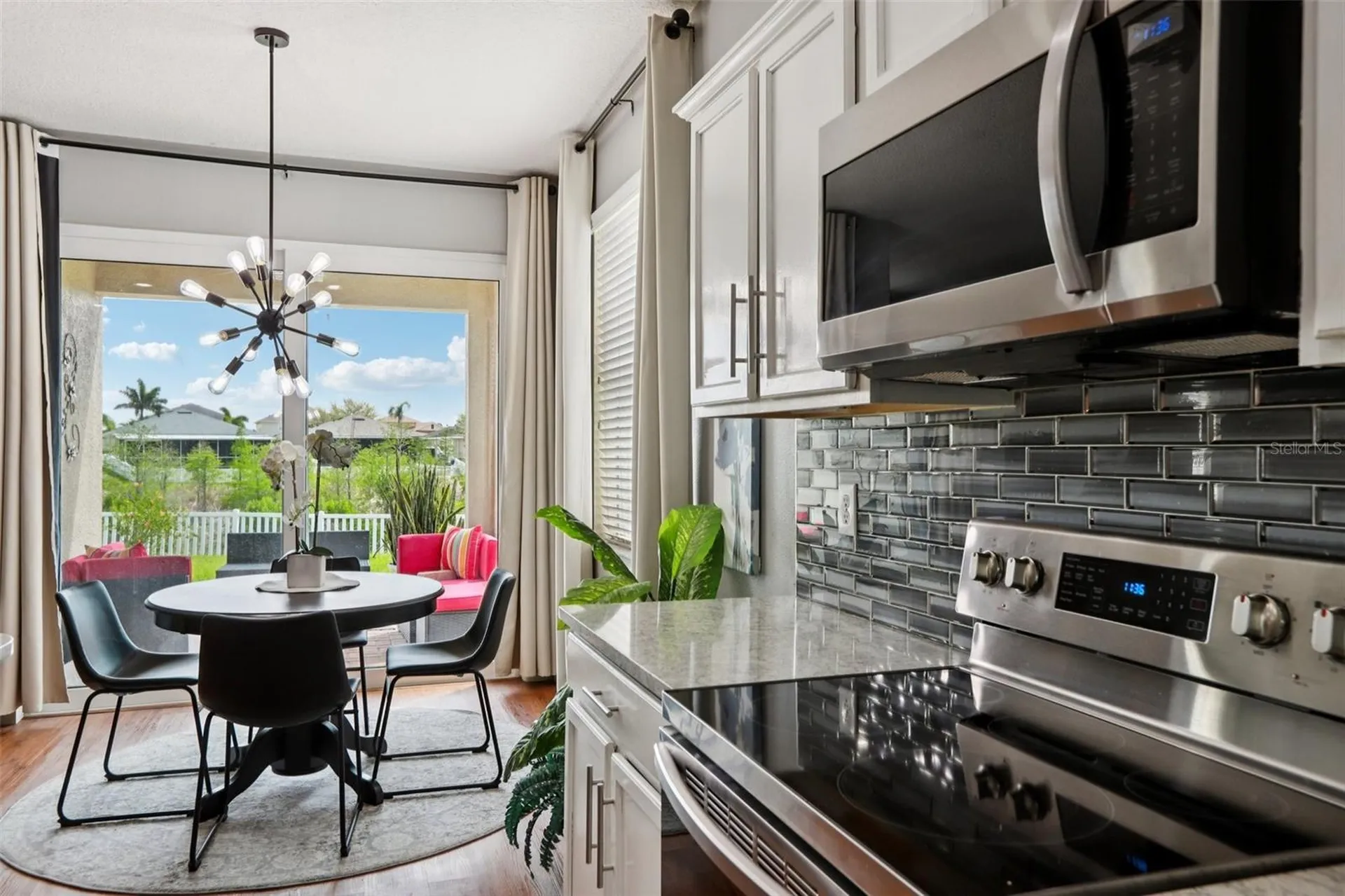 537 Vista Ridge Drive Ruskin FL 33570