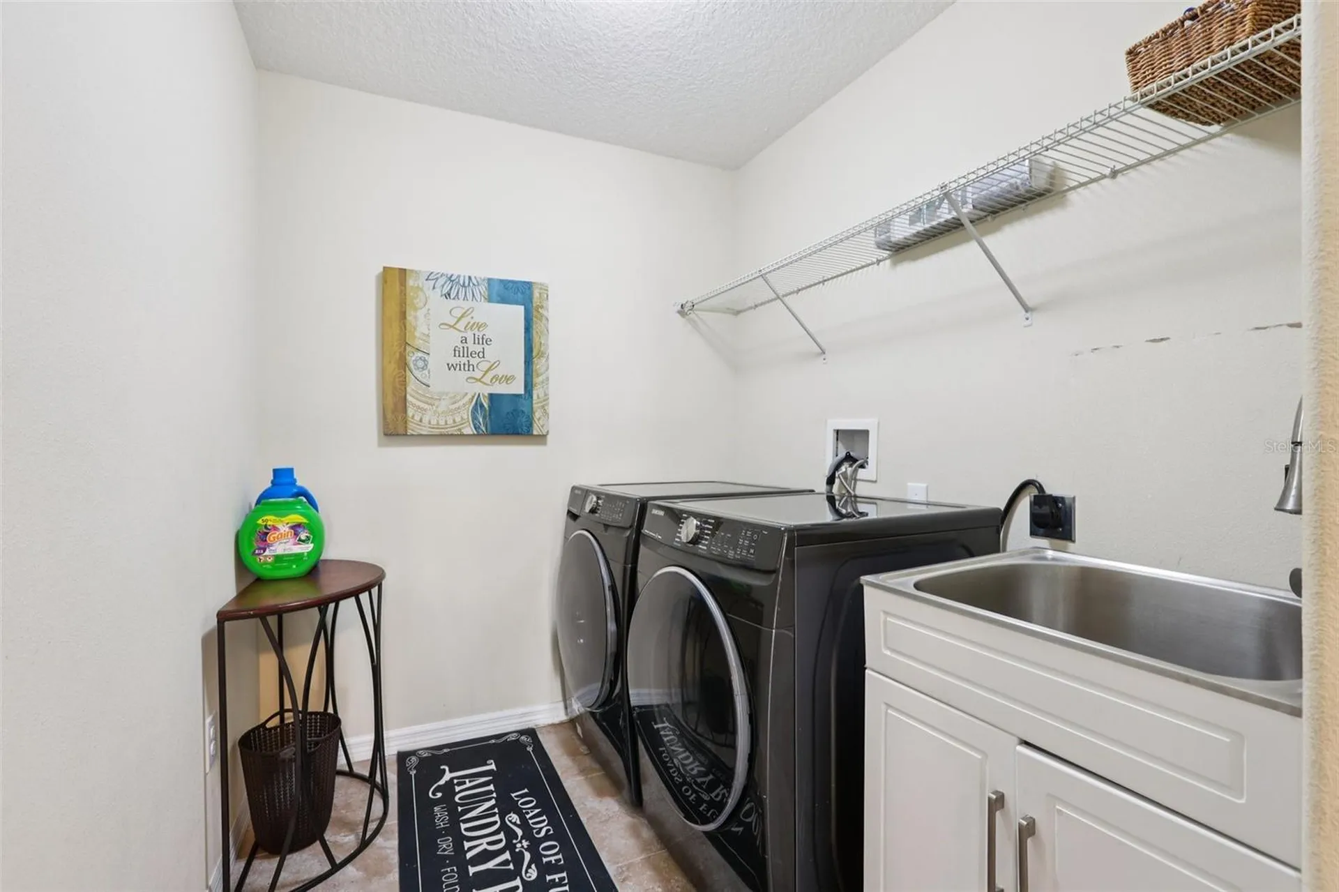537 Vista Ridge Drive Ruskin FL 33570
