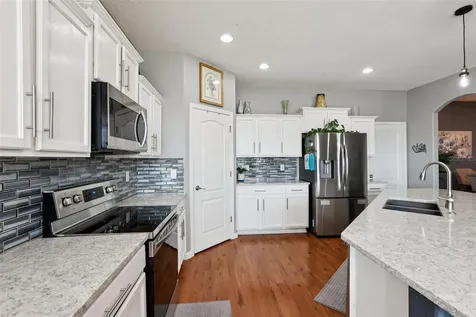 537 Vista Ridge Drive Ruskin FL 33570