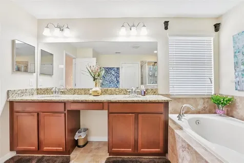 537 Vista Ridge Drive Ruskin FL 33570