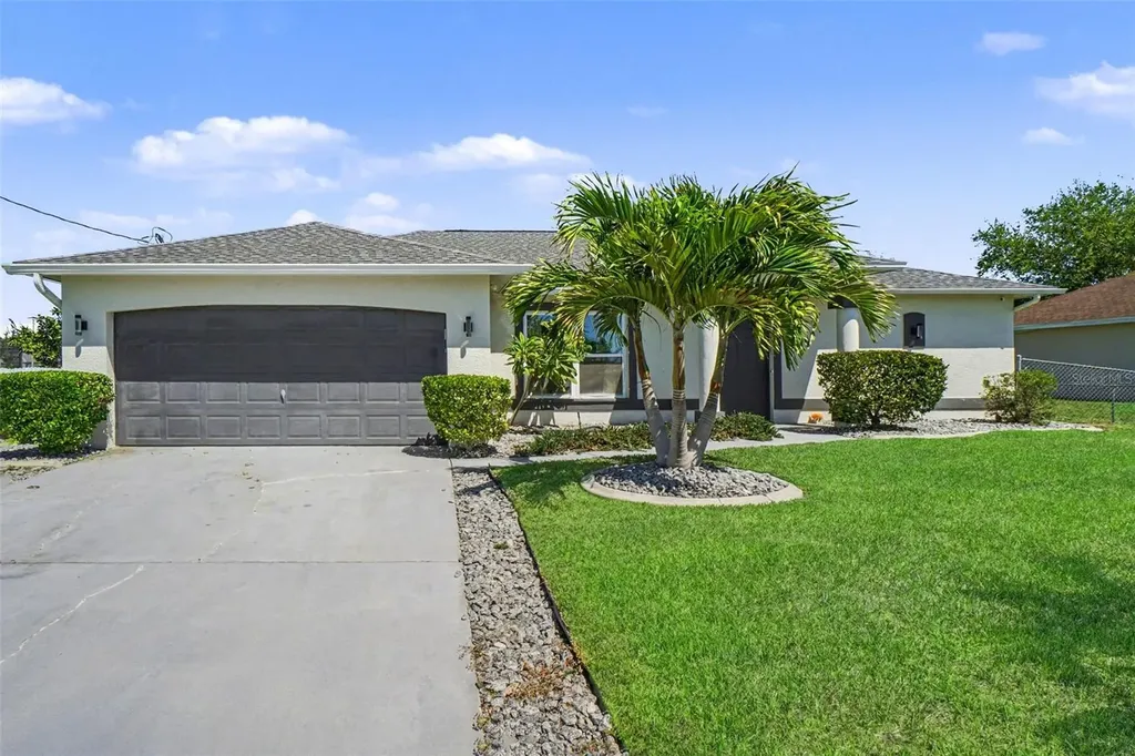 1905 SW 11th Street Cape Coral FL 33991