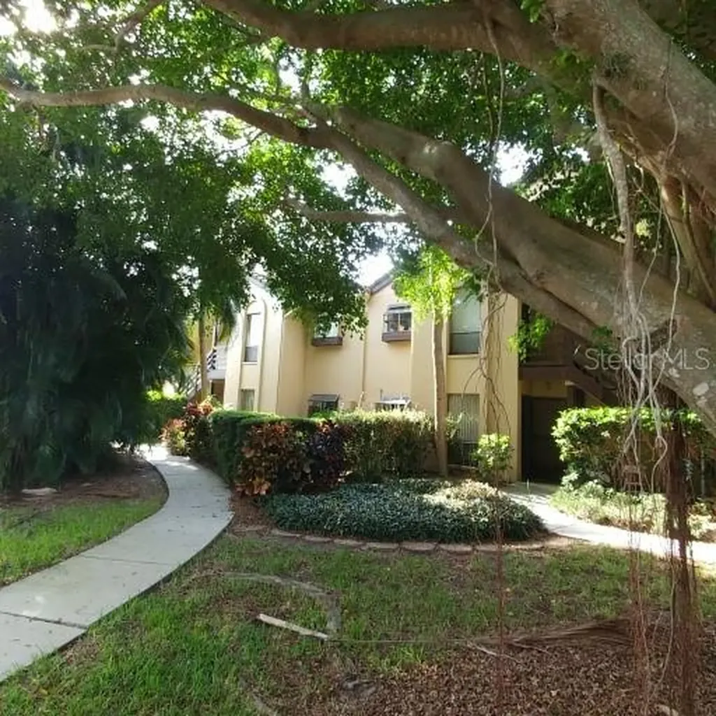 5677 Ashton Lake Drive Sarasota FL 34231