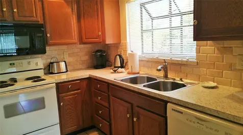 5677 Ashton Lake Drive Sarasota FL 34231