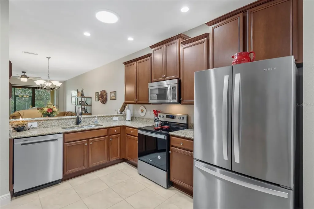 320 Bluewater Falls Court Apollo Beach FL 33572