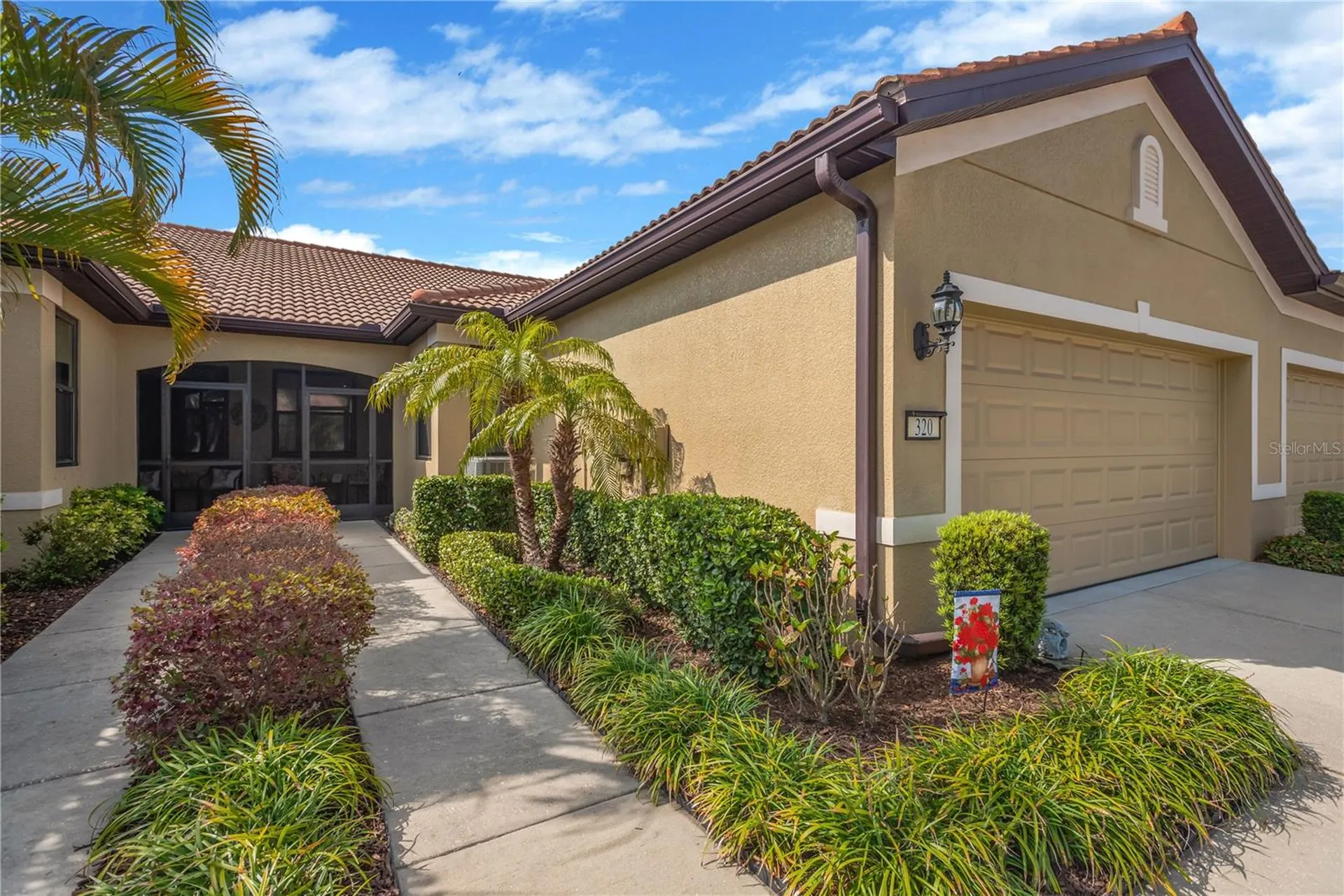 320 Bluewater Falls Court Apollo Beach FL 33572