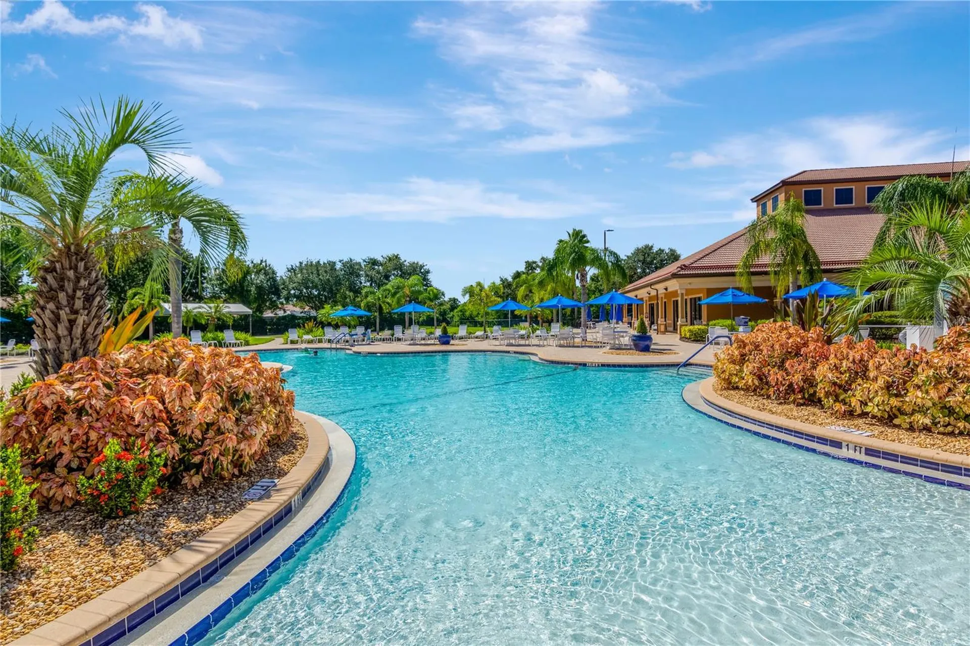 320 Bluewater Falls Court Apollo Beach FL 33572