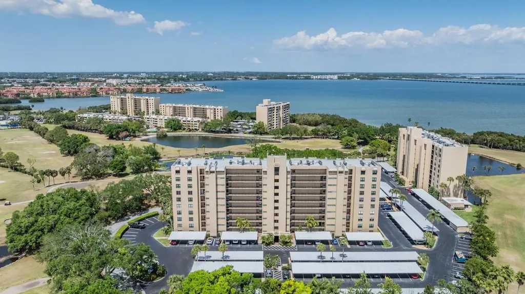 2621 Cove Cay Drive Clearwater FL 33760