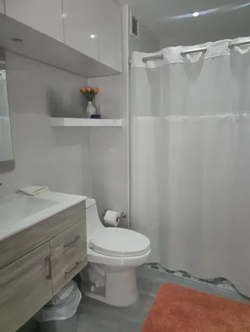 6400 Av Isla Verde Cond. Los Pinos Oeste Carolina PR 00979