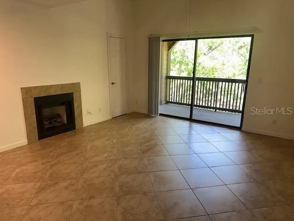 365 Forestway Circle Altamonte Springs FL 32701