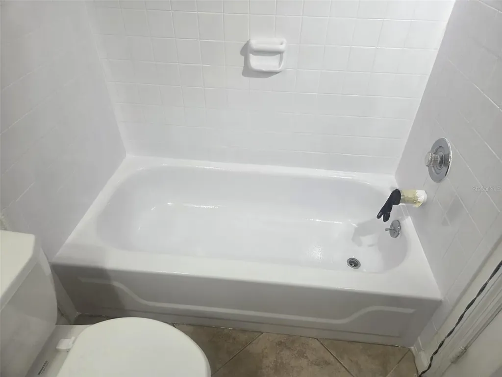 365 Forestway Circle Altamonte Springs FL 32701