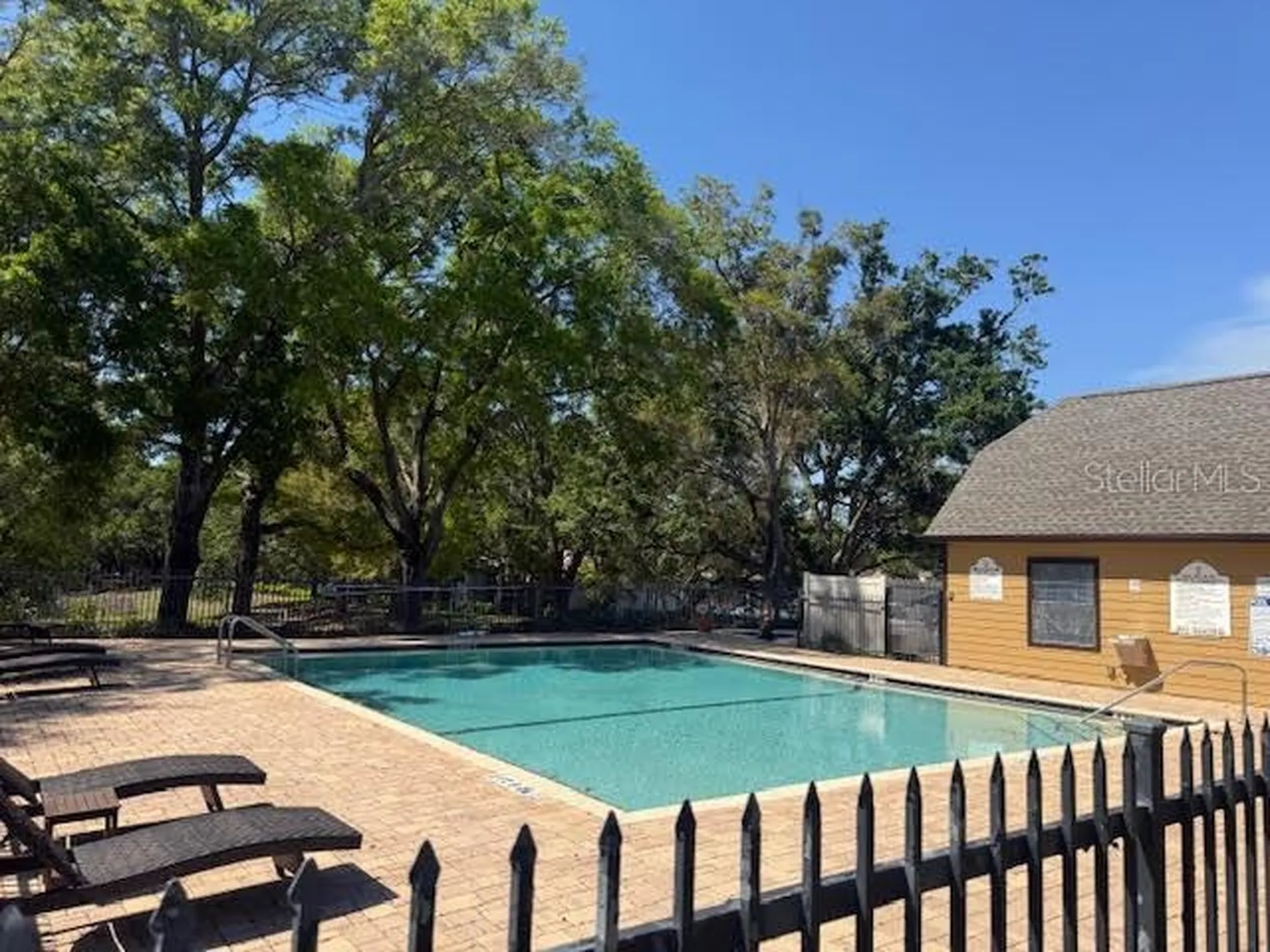 365 Forestway Circle Altamonte Springs FL 32701