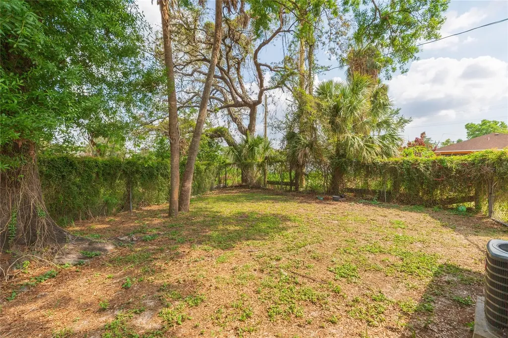 1524 E Eskimo Avenue Tampa FL 33604