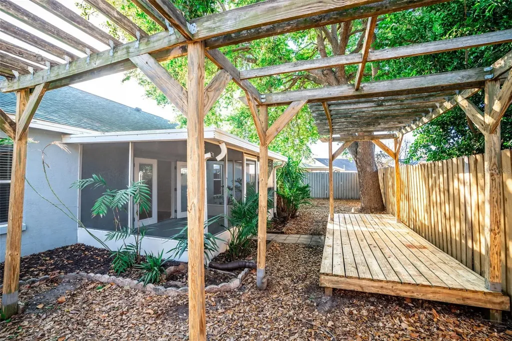 143 Lookout Drive Apollo Beach FL 33572