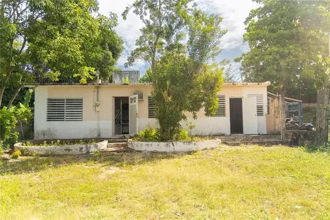 16 Calle Scorpio Vieques PR 00765