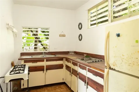16 Calle Scorpio Vieques PR 00765