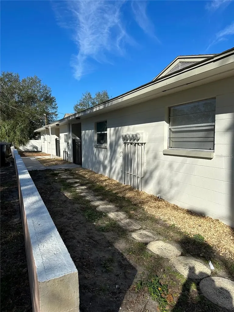 500 75th Avenue N St Petersburg FL 33702