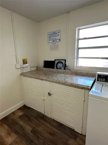 500 75th Avenue N St Petersburg FL 33702