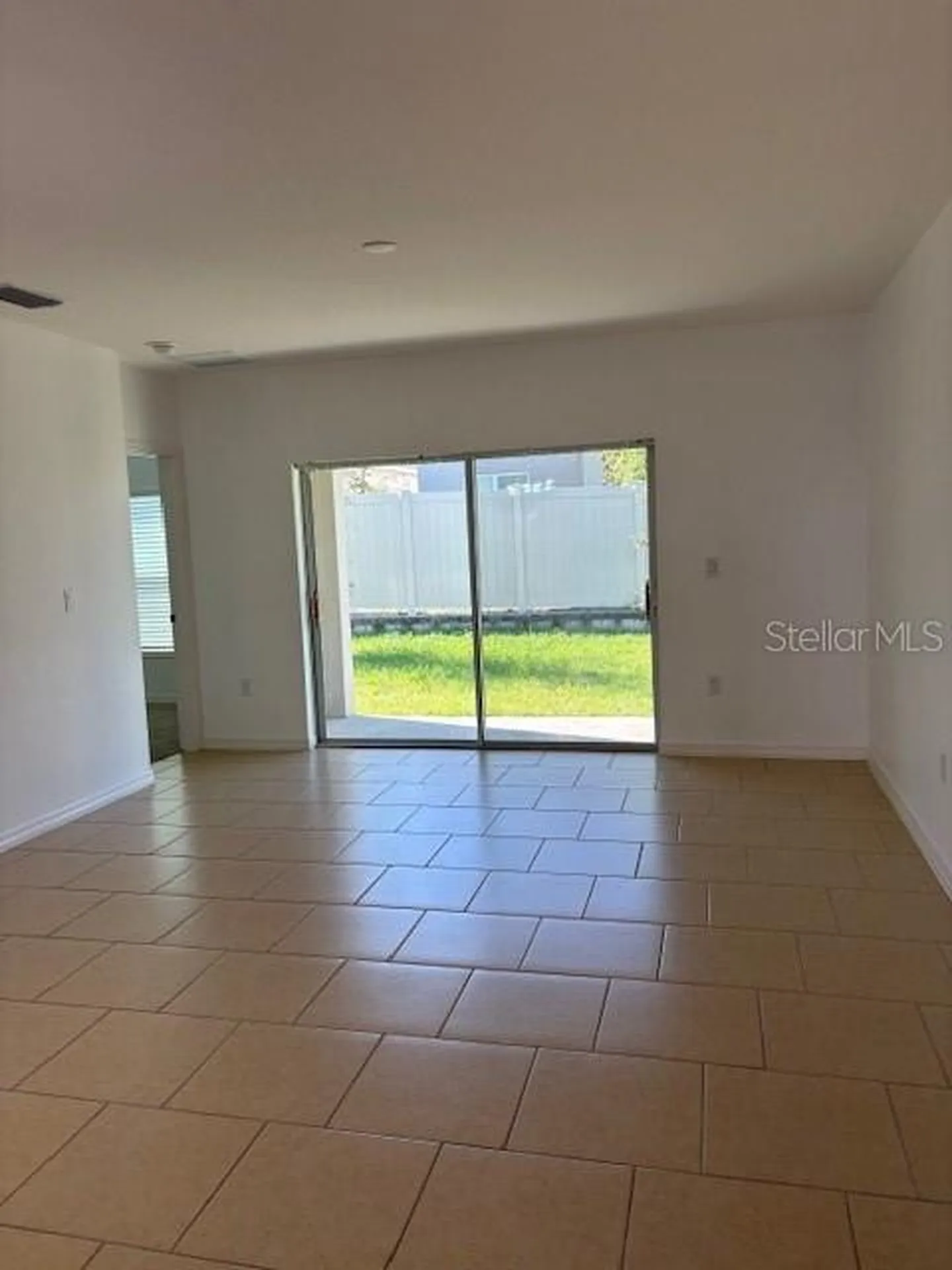 1632 Swan Swim Drive Davenport FL 33837