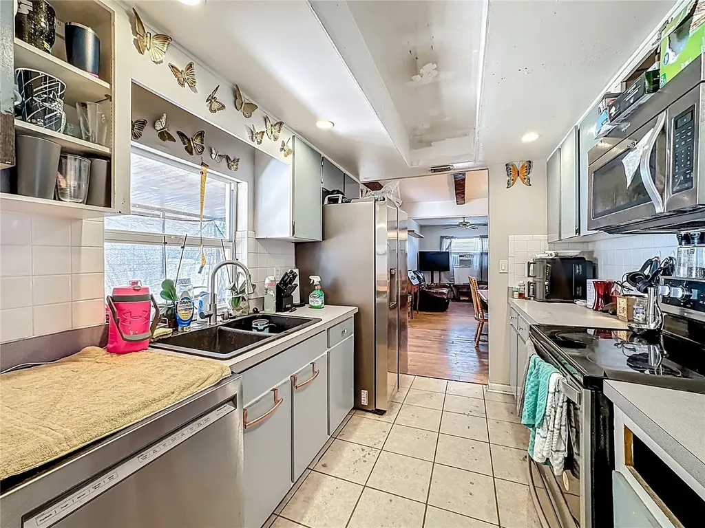 6508 1st Avenue W Bradenton FL 34209