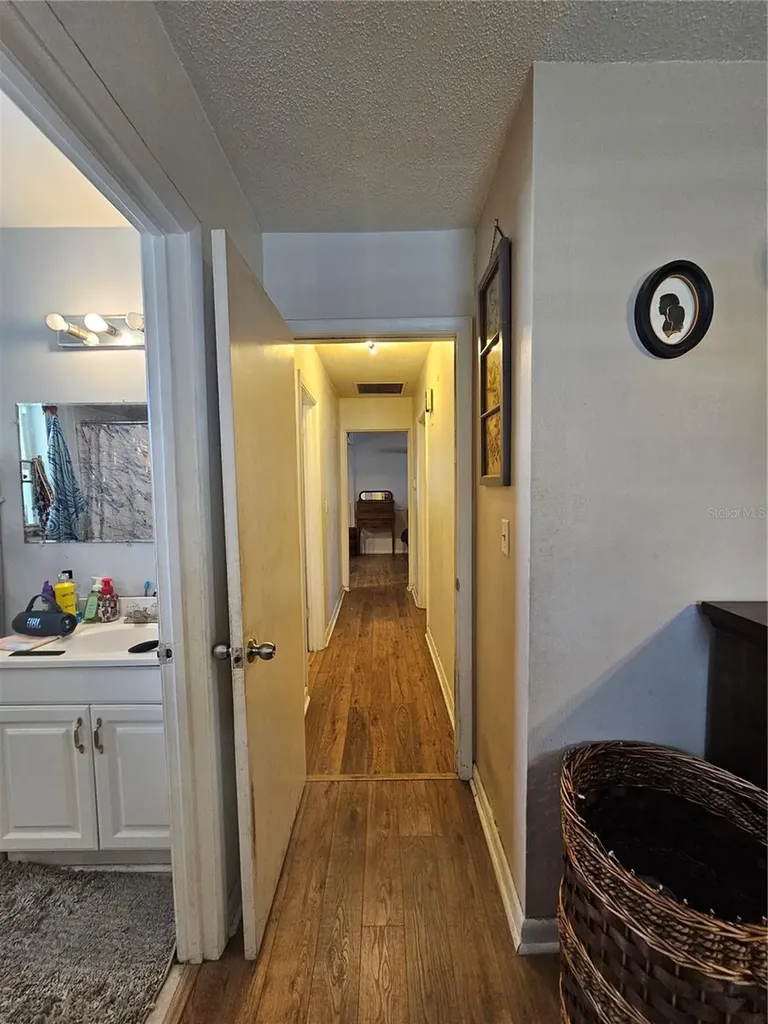 6508 1st Avenue W Bradenton FL 34209