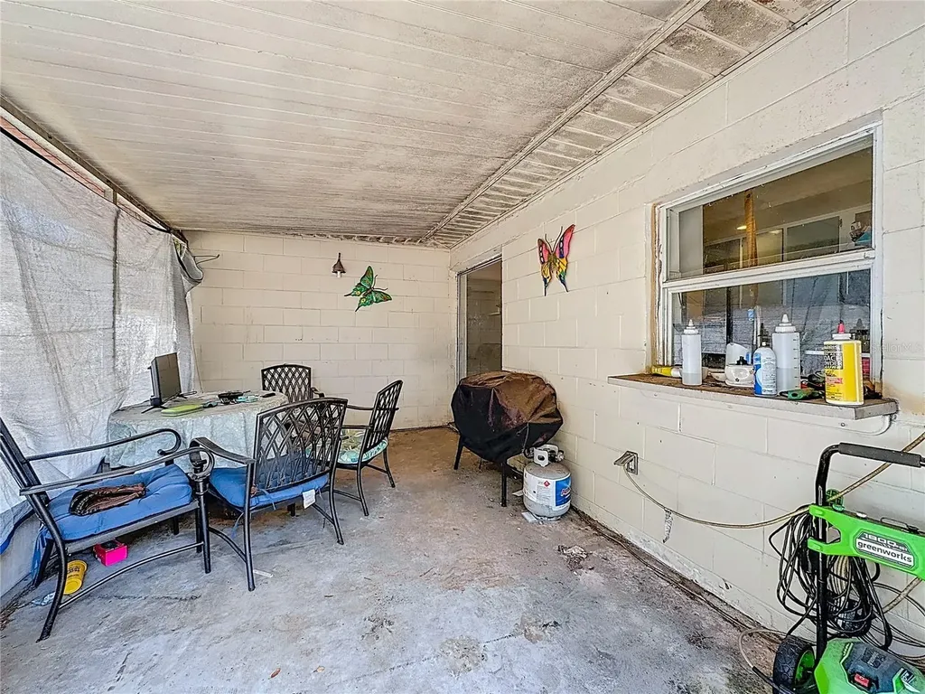 6508 1st Avenue W Bradenton FL 34209